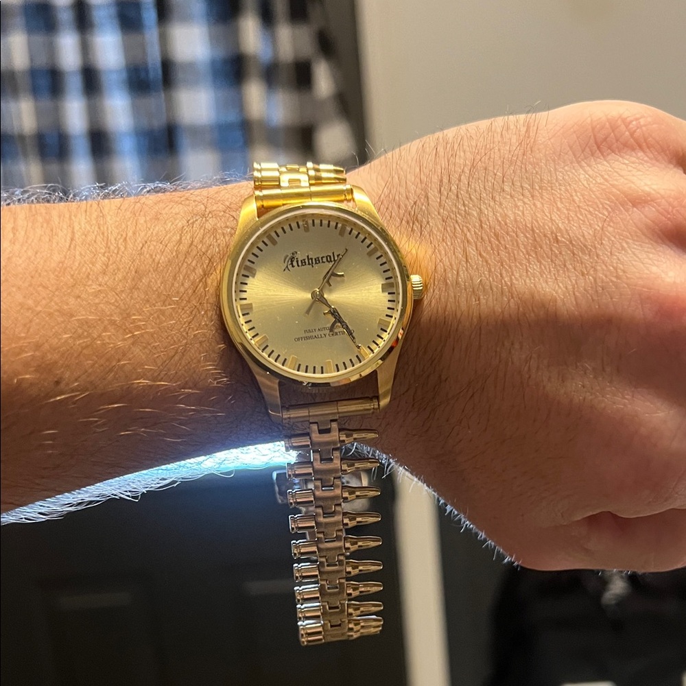 FISHING FOR SCALE BULLET WATCH